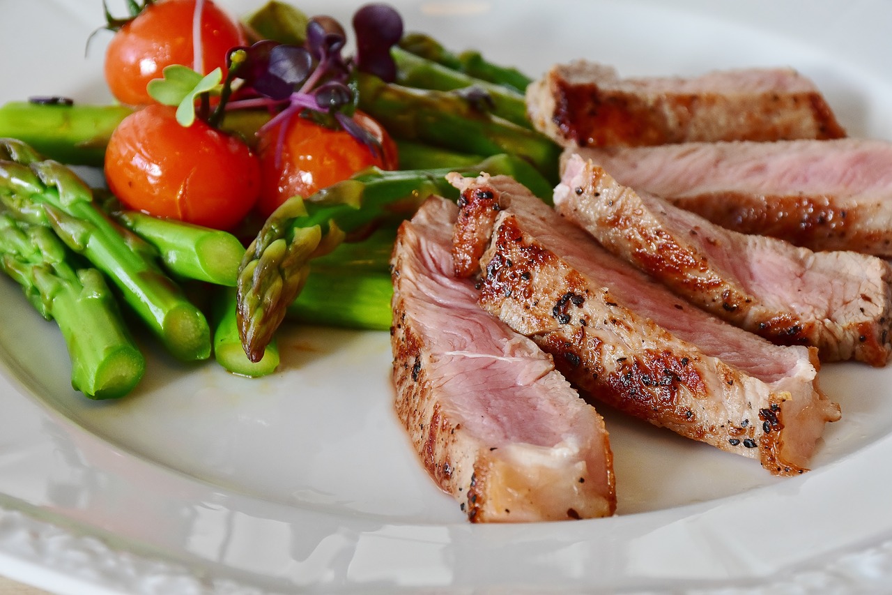 steak asparagus medium rare